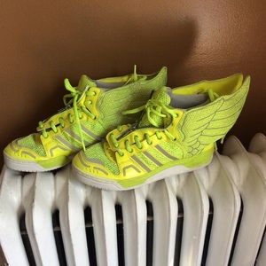 Jeremy Scott x Adidas size 9.5 wing sneakers